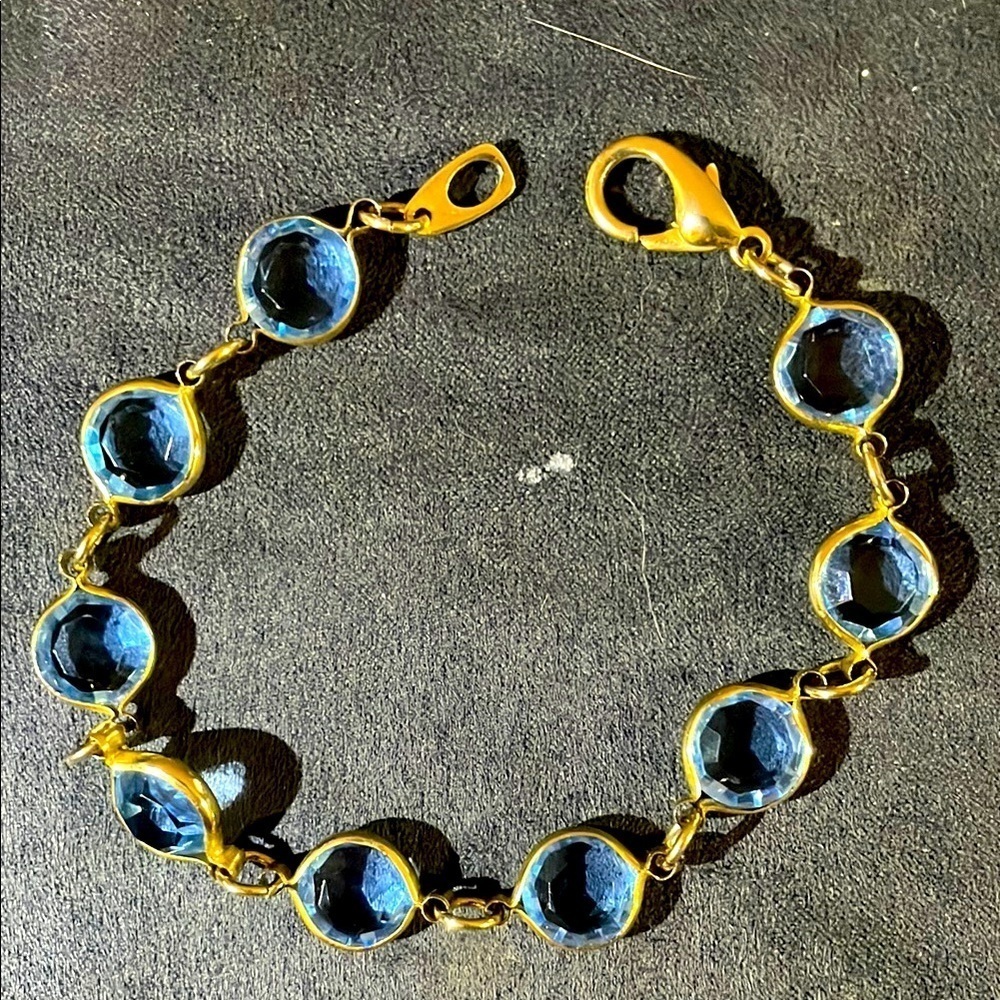 Vintage acrylic Blue gemstone gold-tone bracelet Bracelet